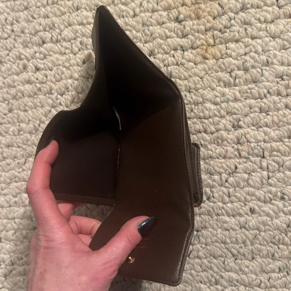 Louis Vuitton Elise Damier Ebene Wallet